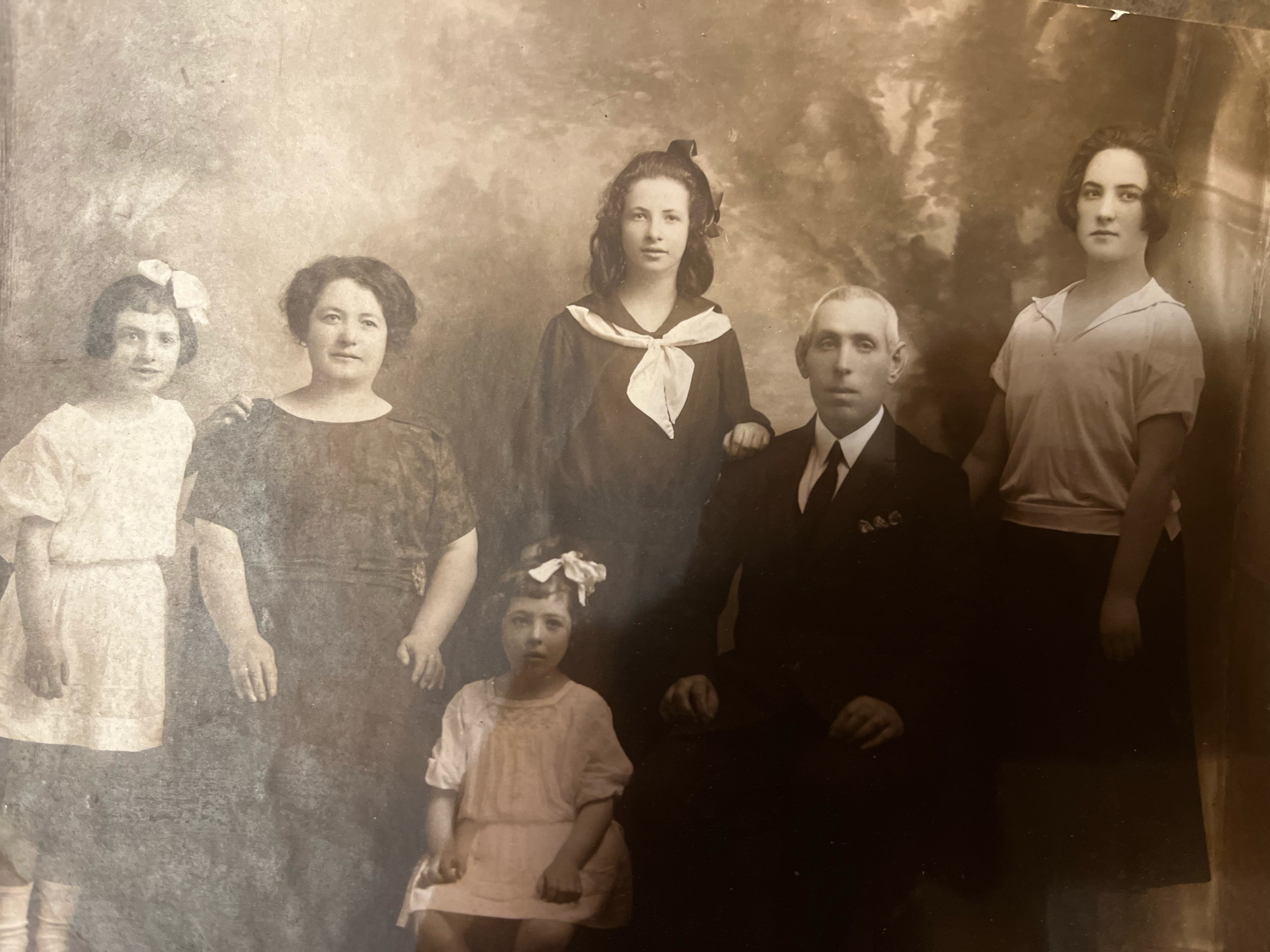 Featured image for Philip & Netty Shore